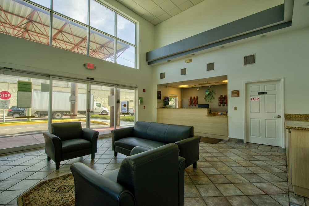 Clearwater Hotel - photo 18