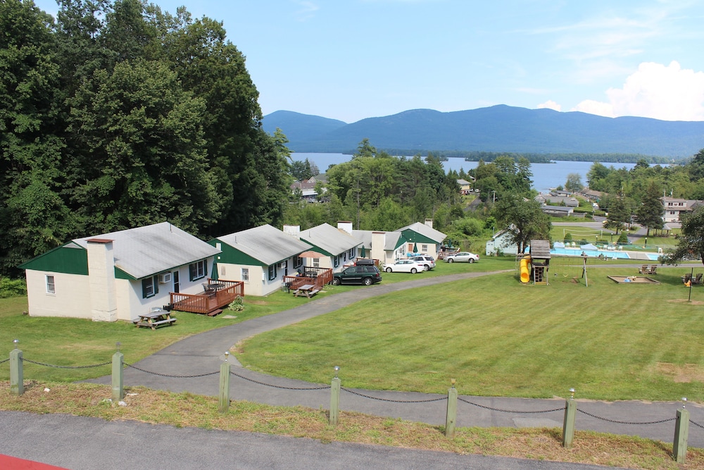 Hill View Motel and Cottages - photo 52