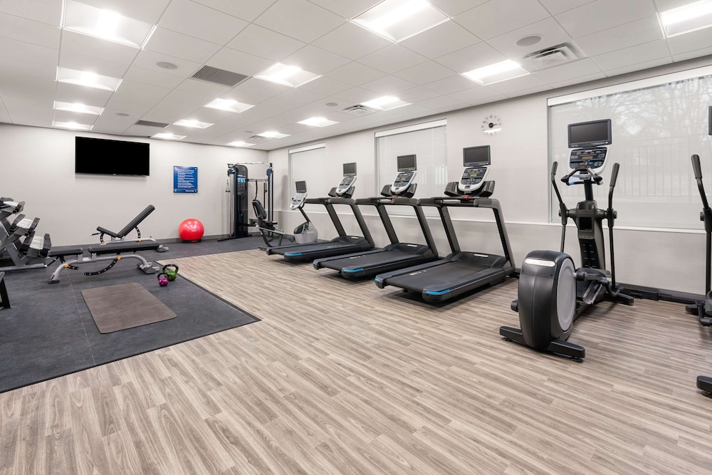 Hampton Inn & Suites Portland Tigard - photo 22