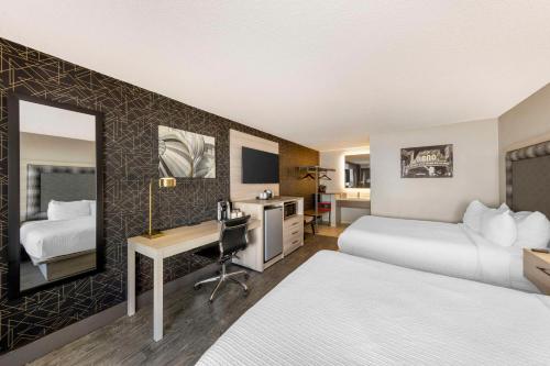 Days Inn by Wyndham Reno South - photo 28