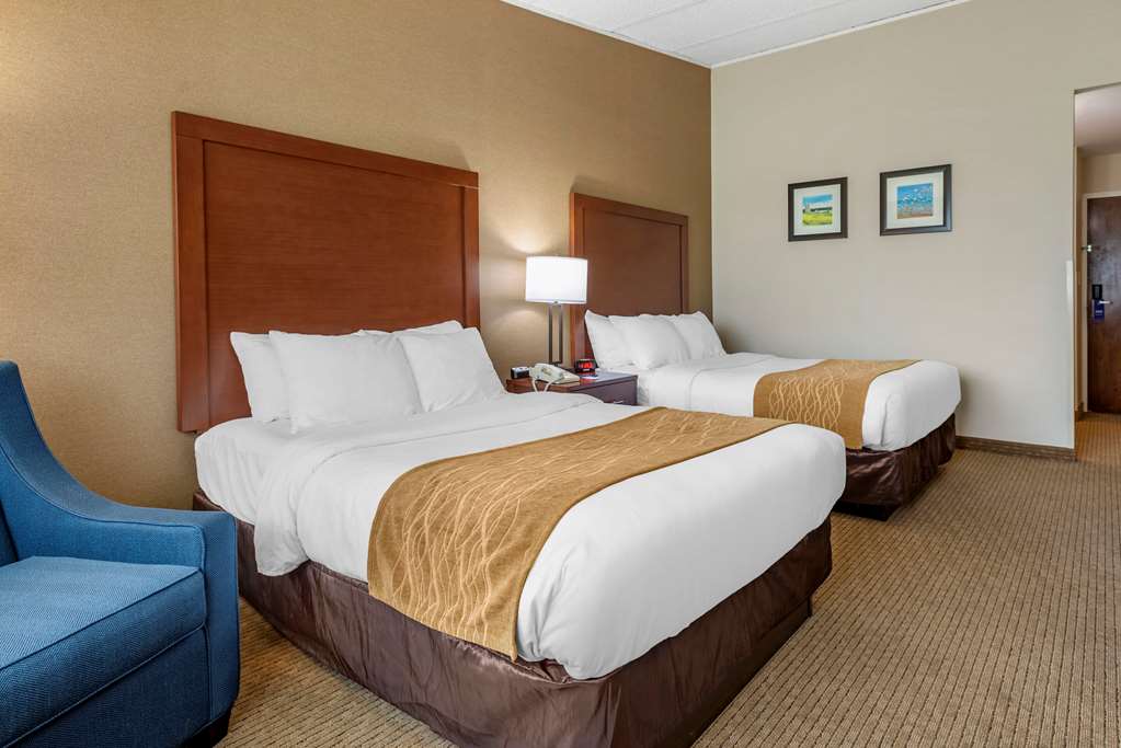 Comfort Inn Lancaster County North - photo 12