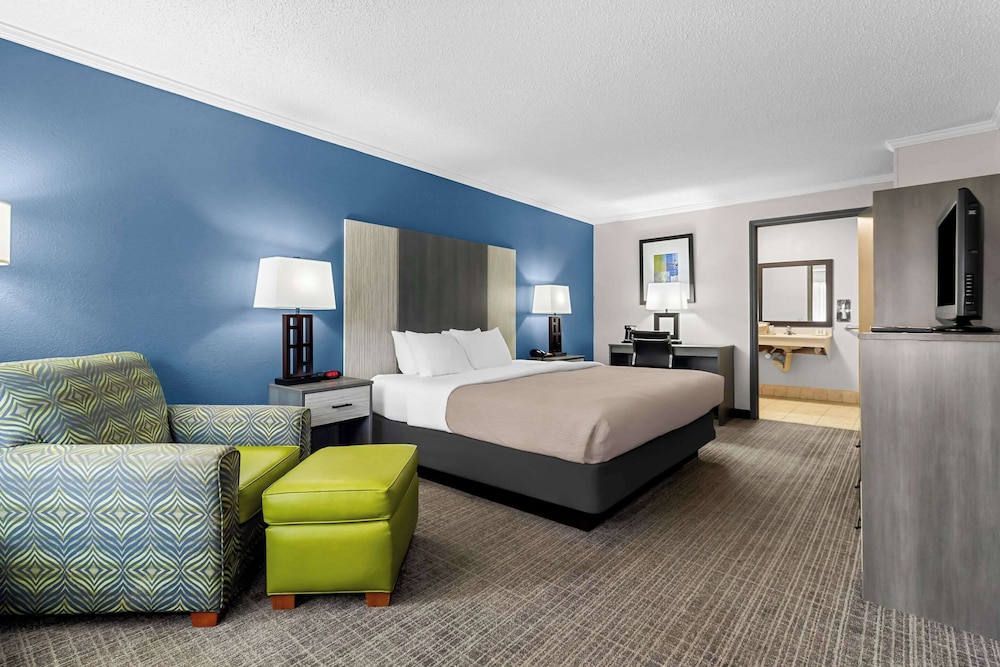 Quality Inn & Suites Florence Civic Center - photo 13