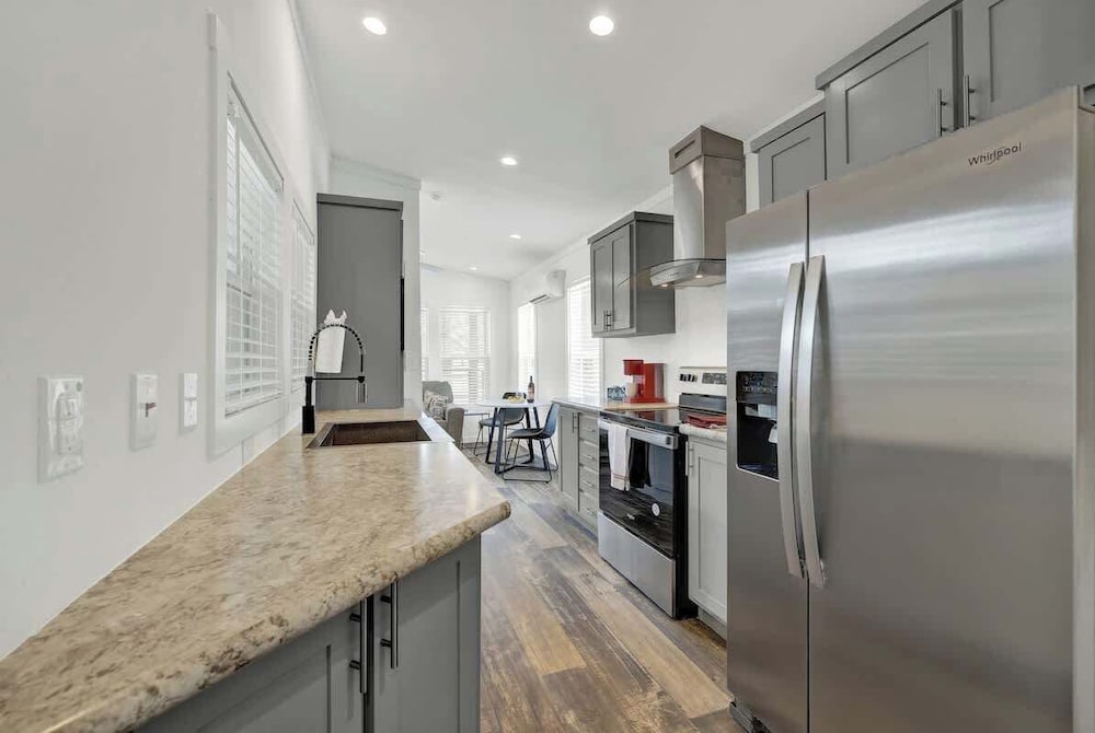 Resort at Fredericksburg Unit 27 - photo 6