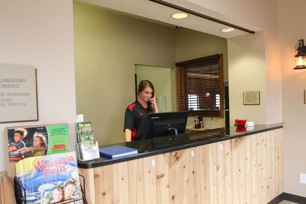 Woodside Dells Hotel & Suites - photo 3
