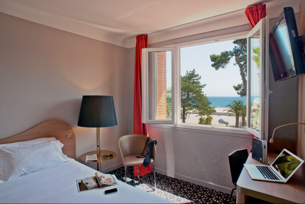 Hôtel Beau Rivage - carbon neutral hotel in Argelers