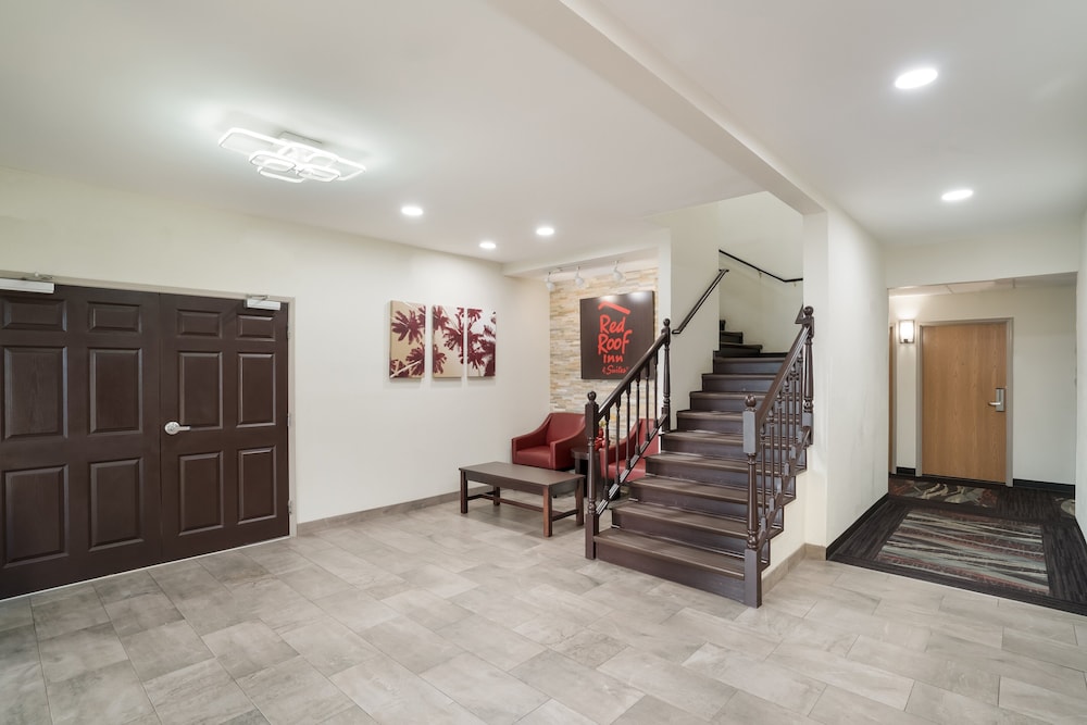 Red Roof Inn & Suites Carrollton GA West Georgia - photo 3