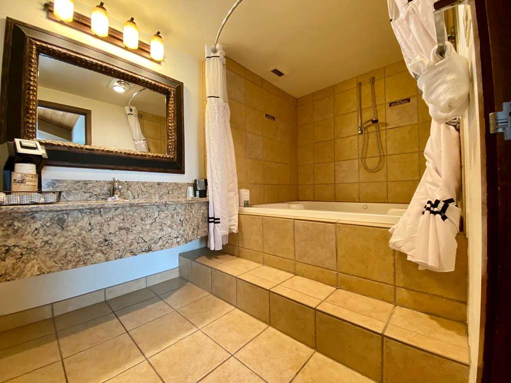 Best Western Sheridan Center - photo 26