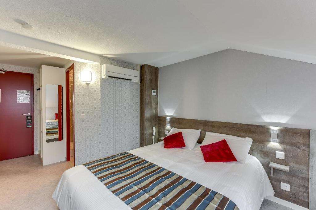 ConfortT Hotel Thouars — hotel in Thouars