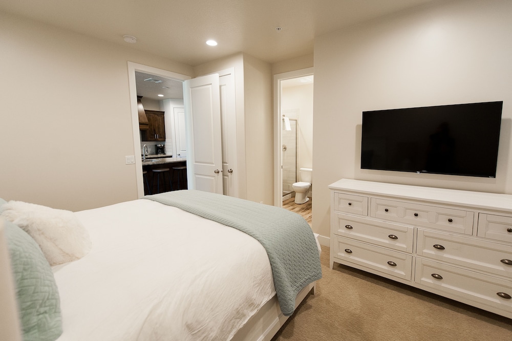 Town Center Resort - photo 177