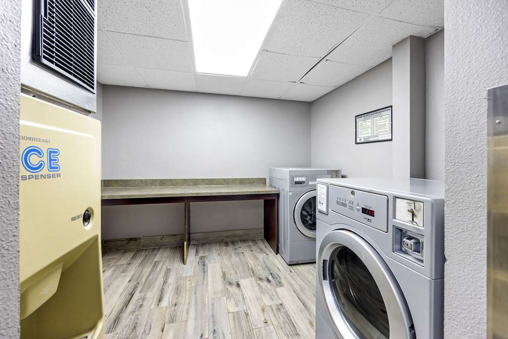 Quality Inn Clarksville Exit 11 - photo 30