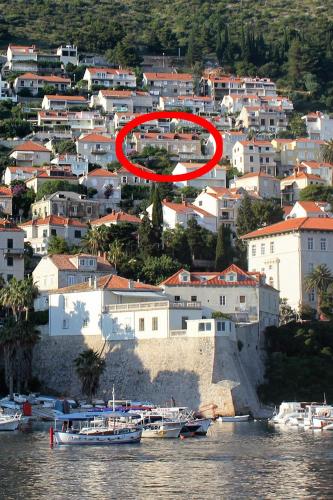 Apartments with parking space Dubrovnik 9099