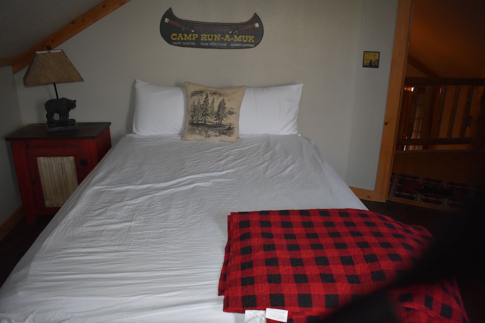 Bear Creek Lodge Cabin Resort - photo 11