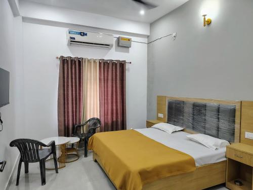 Hotel Paramount Inn in Fyzabad, India