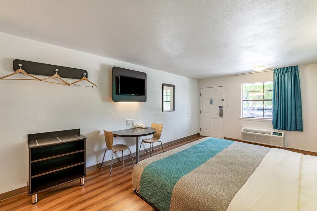 Motel6 Georgetown TX - photo 13