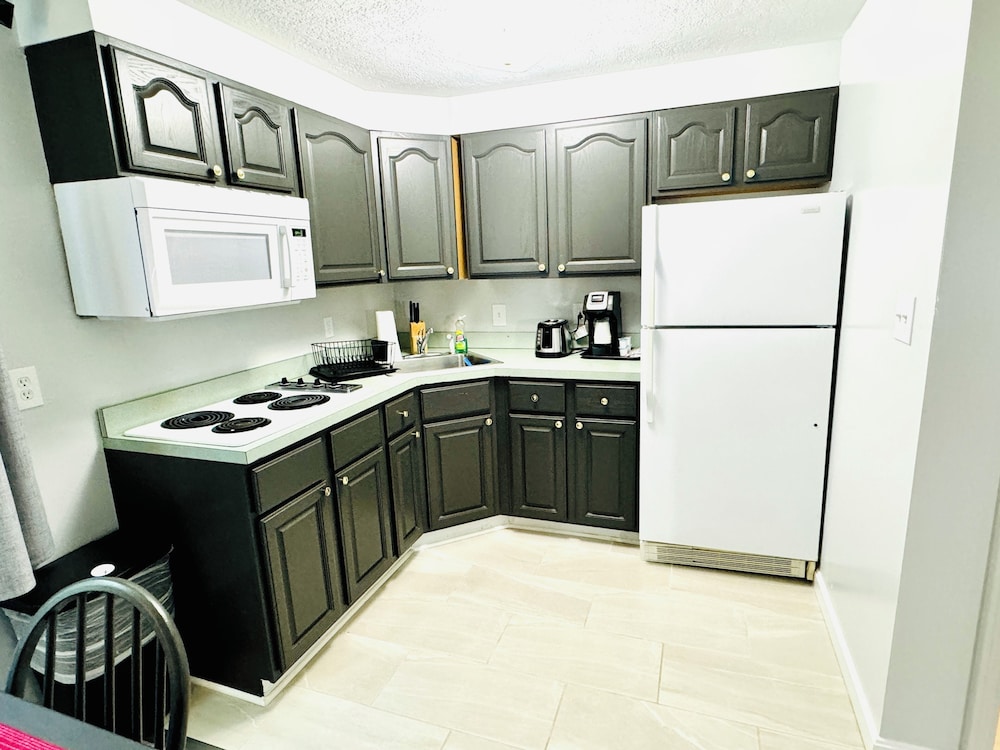 Blue Spruce Motel & Townhouses - photo 19