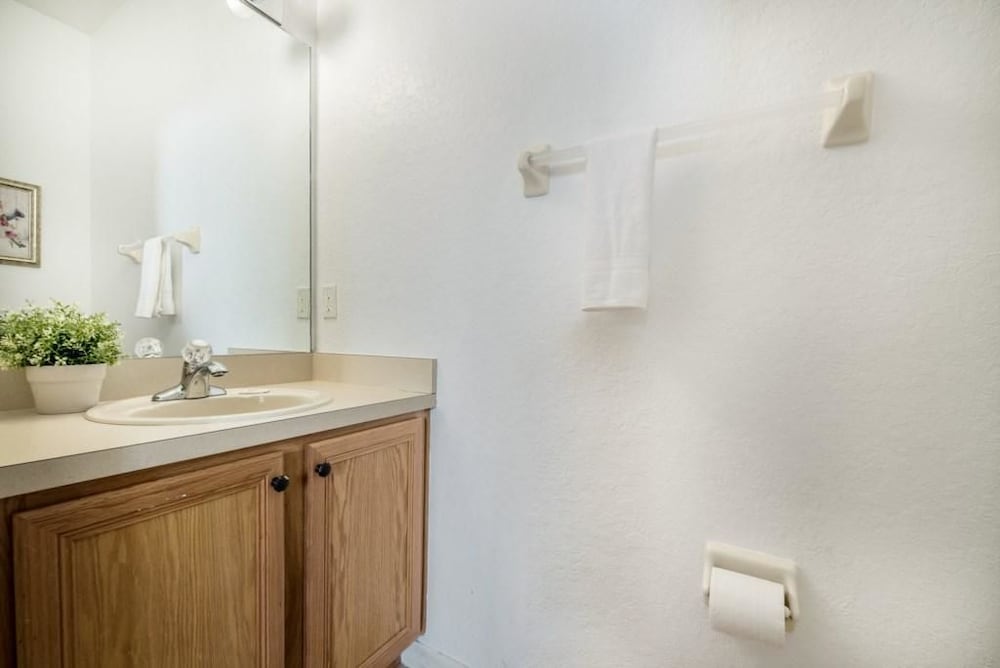 1104cal 4 Bedroom Townhome in a Resort Waterpark - photo 23