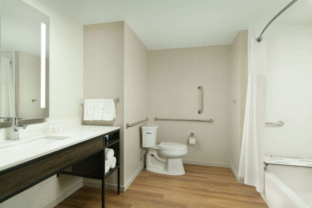 Hilton Garden Inn Memphis Downtown Beale Street - photo 22