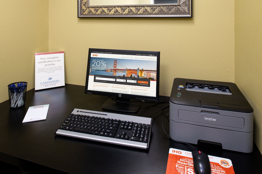 Candlewood Suites Olathe by IHG - photo 24