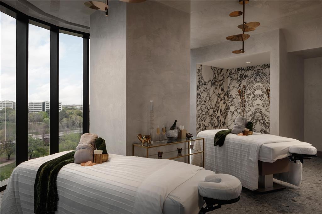 Thompson Houston by Hyatt - photo 36
