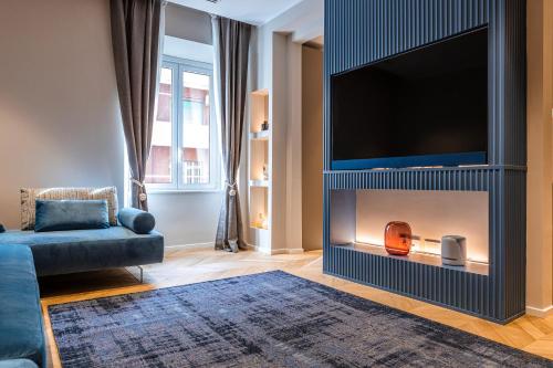 La Dolce Vita Luxury Apartment — 4-Star Luxury Hotel in Rome, Italy