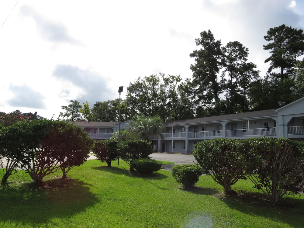 Travelodge by Wyndham Walterboro - photo 39