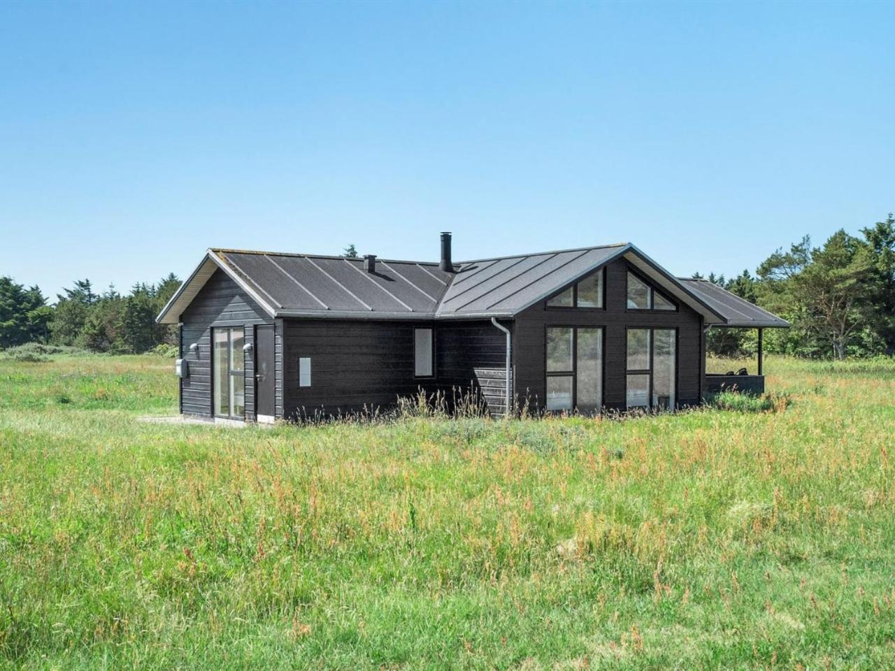 Holiday Home Yaim 800m from the sea by Interhome — 4-Star Luxury Hotel in Hirtshals, Denmark