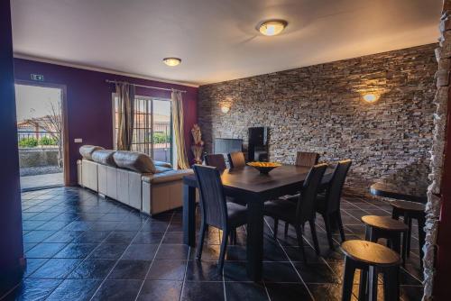 Santo Refúgio - carbon neutral hotel in Unknown City