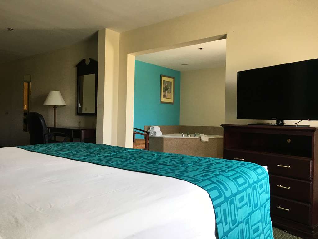 Howard Johnson by Wyndham Houma - photo 8