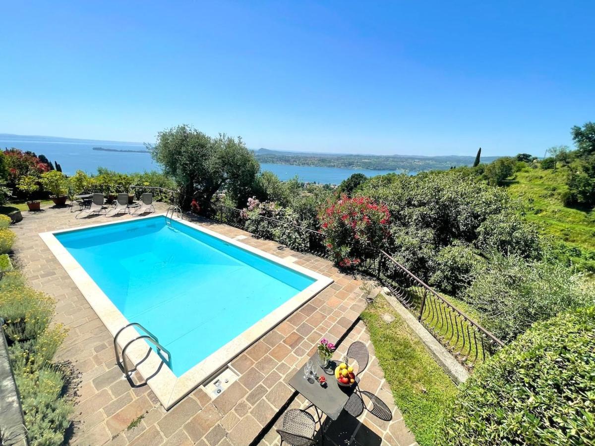 Appartamento Ludovica — 4-Star Luxury Hotel in Gardone Riviera, Italy
