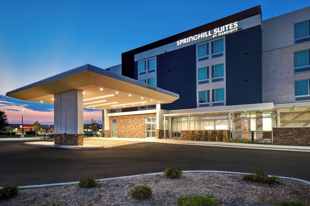 SpringHill Suites by Marriott Holland - photo 27