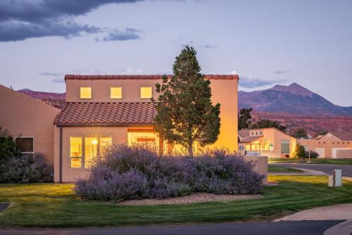 Rim Village Unit C4 - last minute hotel in Moab