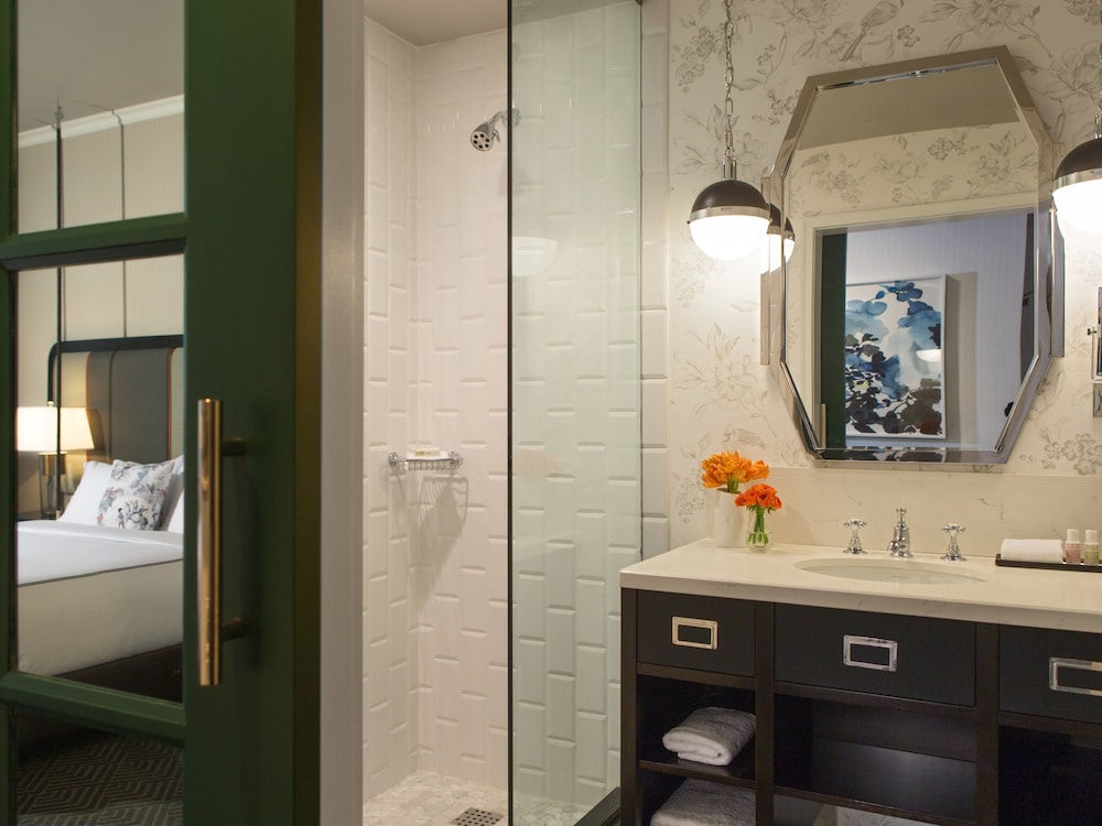 Kimpton Cardinal Hotel by IHG - photo 24