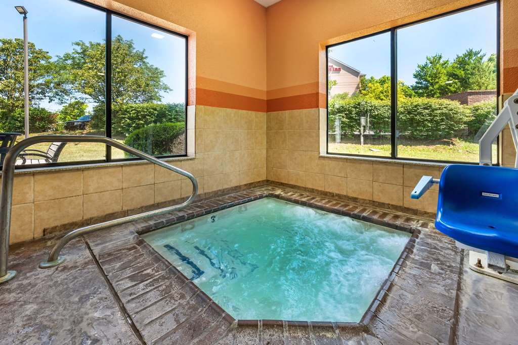 Best Western Plus Georgetown Corporate Center Hotel - photo 32
