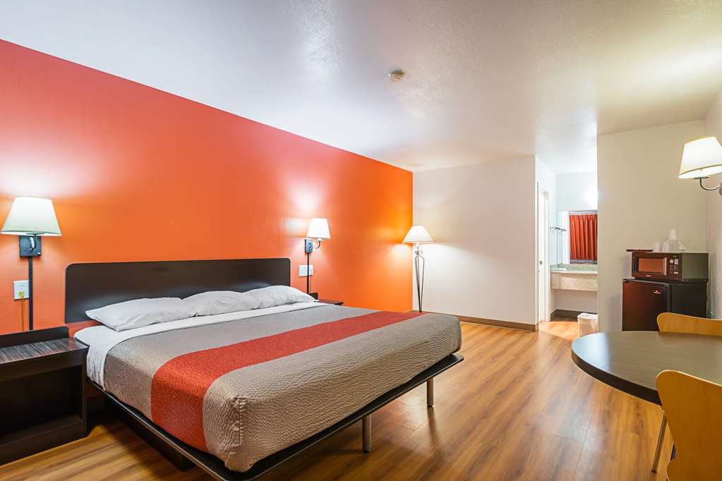 Motel 6 Safford AZ - photo 12