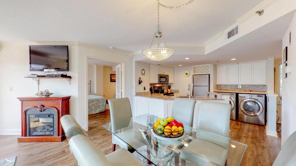 2215 Villamare — Hilton Head Island — photo 3