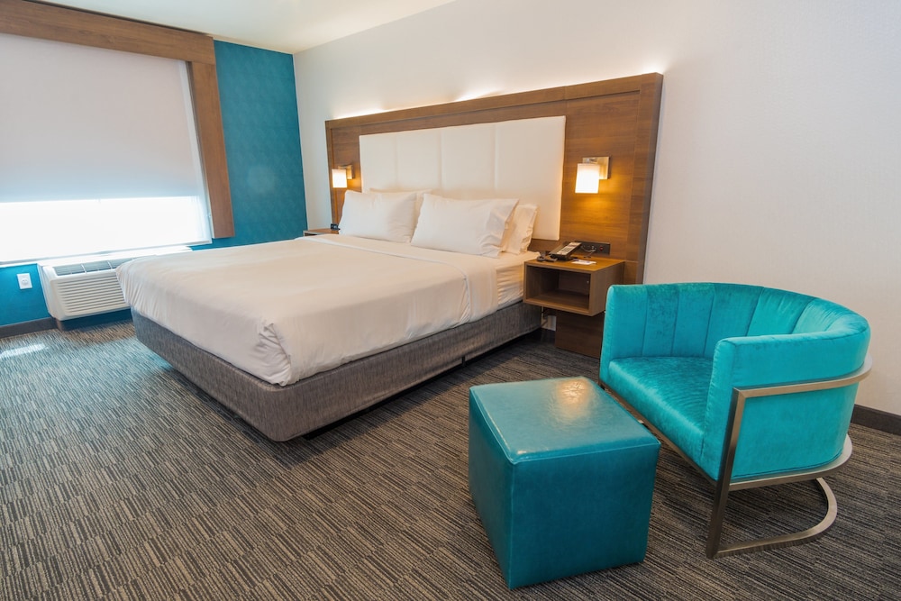 Holiday Inn Express Hotel & Suites Hollywood Walk of Fame by IHG - photo 25