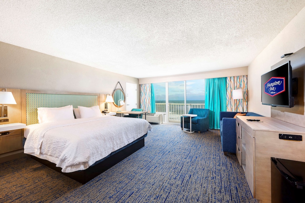 Hampton Inn Virginia Beach Oceanfront North - photo 18