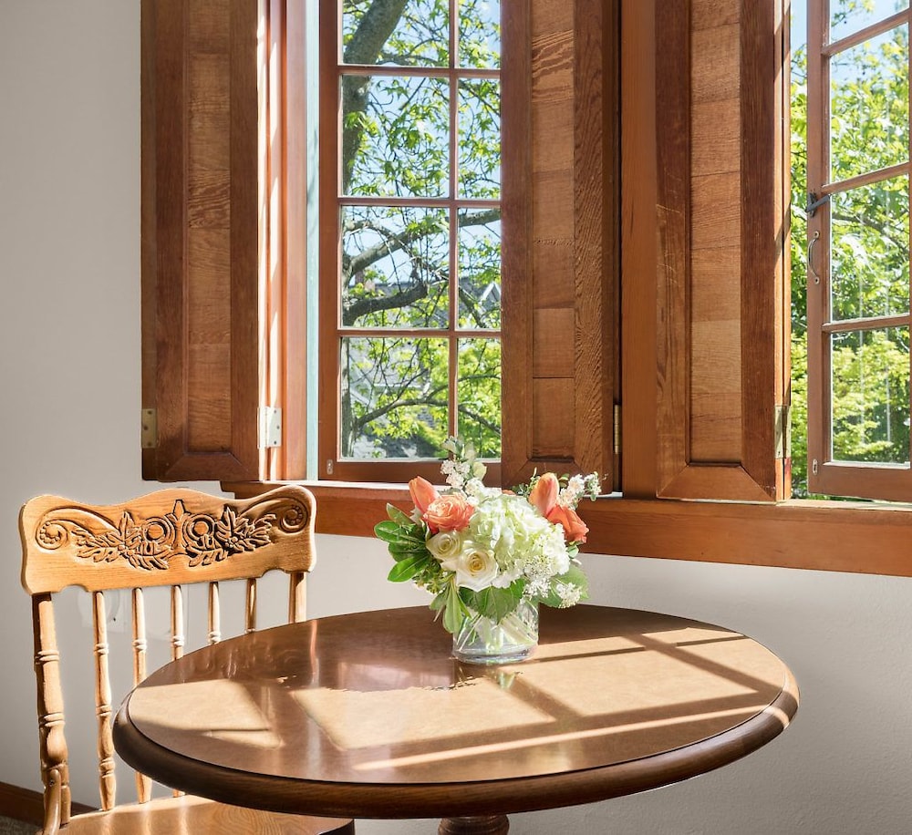 The La Conner Inn - photo 9