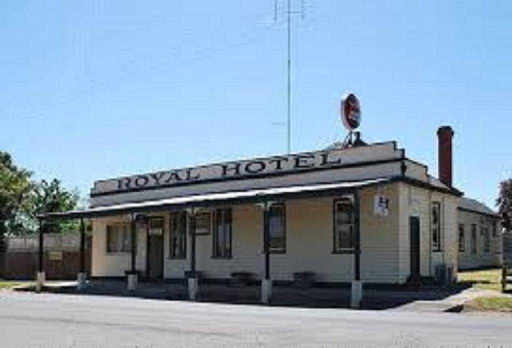 Royal Hotel Snake Valley — Ballarat — photo 3