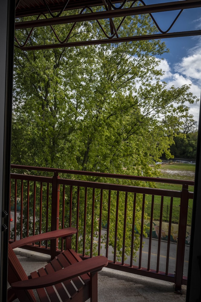 Hotel Broad Ripple - photo 205