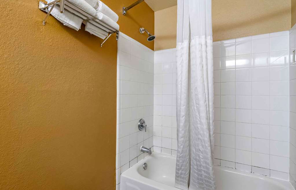 Extended Stay America Tampa North Airport - photo 19