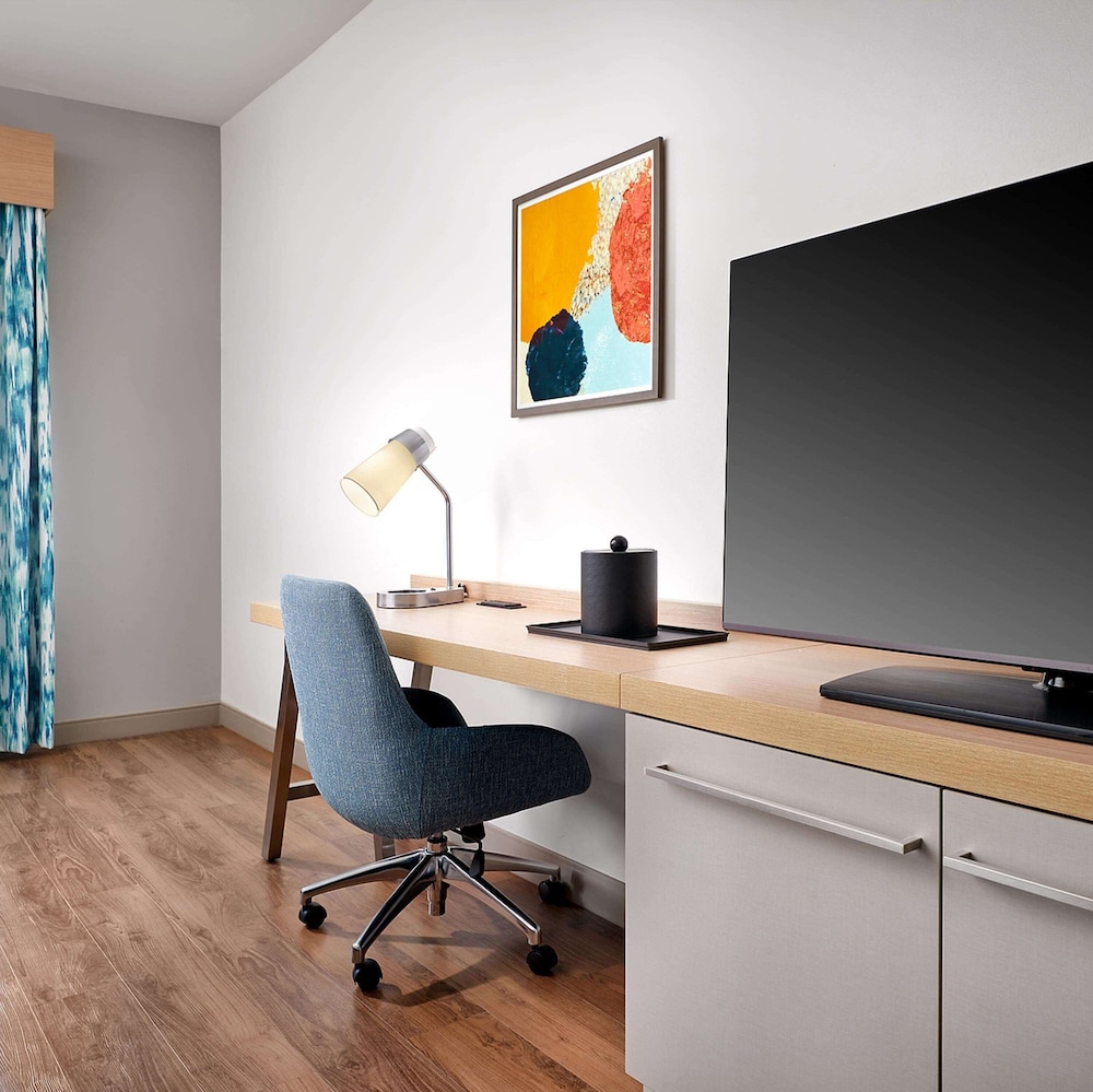 Hilton Garden Inn Grapevine at Silverlake Crossing - photo 24
