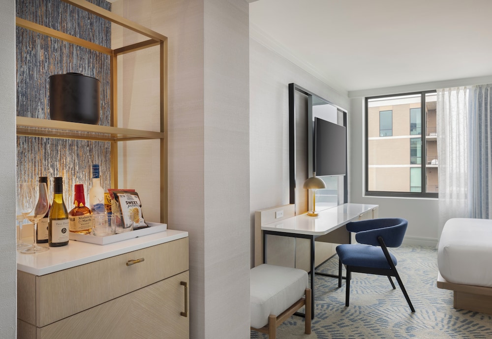 The Highland Dallas Curio Collection by Hilton - photo 12