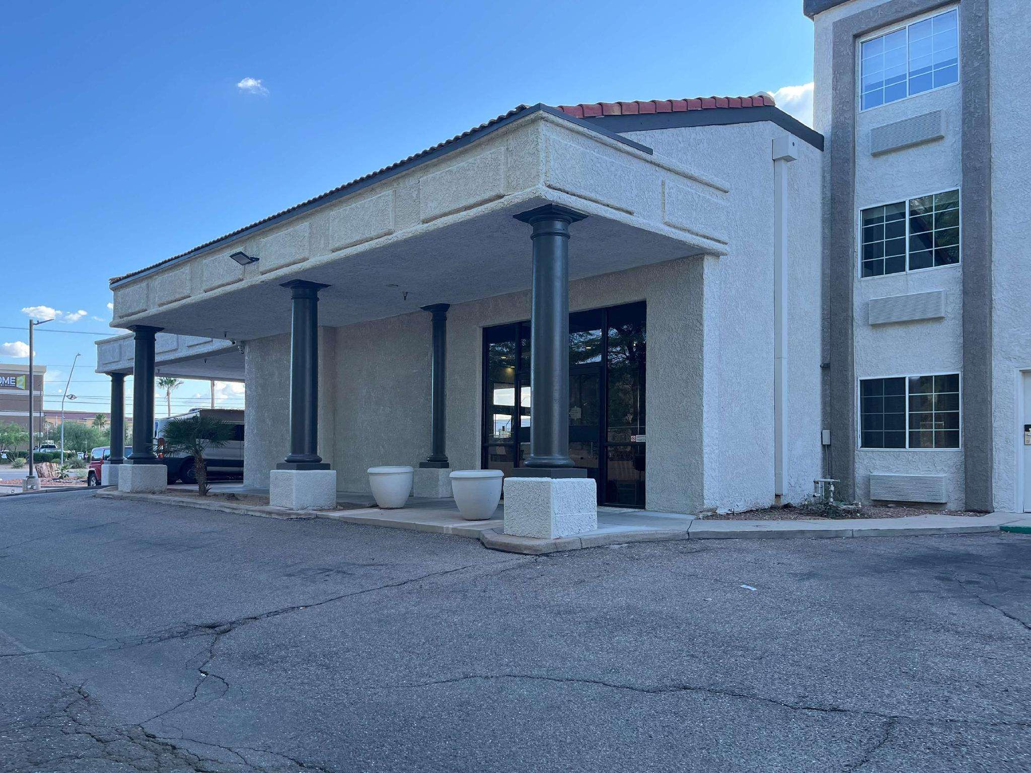 Studio 6 Suites Tucson AZ Airport Kino Sports Complex - photo 11