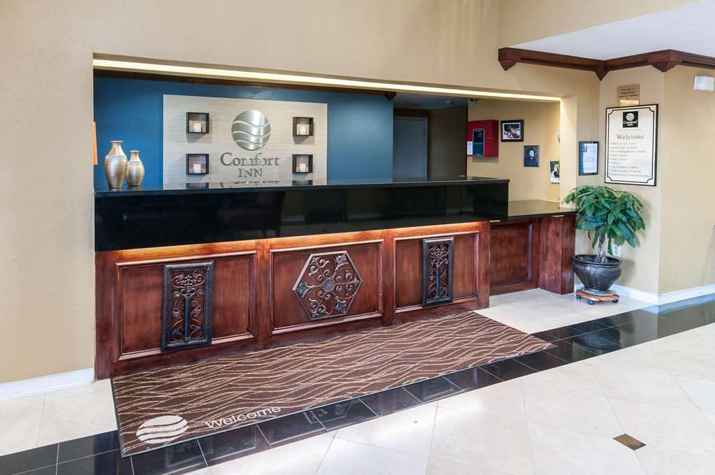 Comfort Inn North Conroe - photo 7
