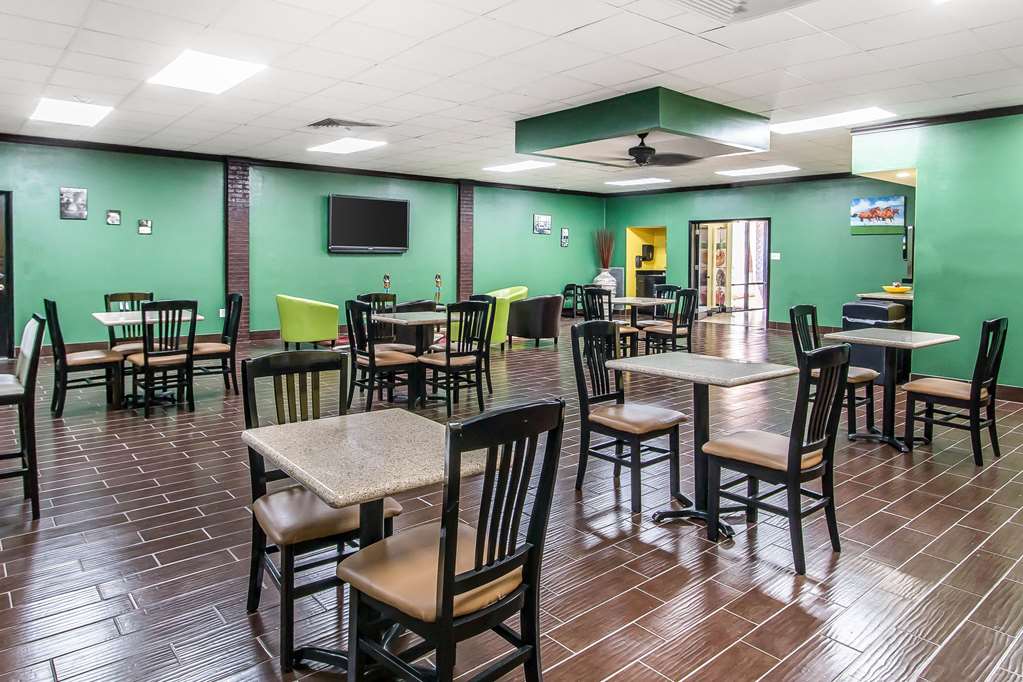 Quality Inn Hinesville Fort Stewart Area - photo 27