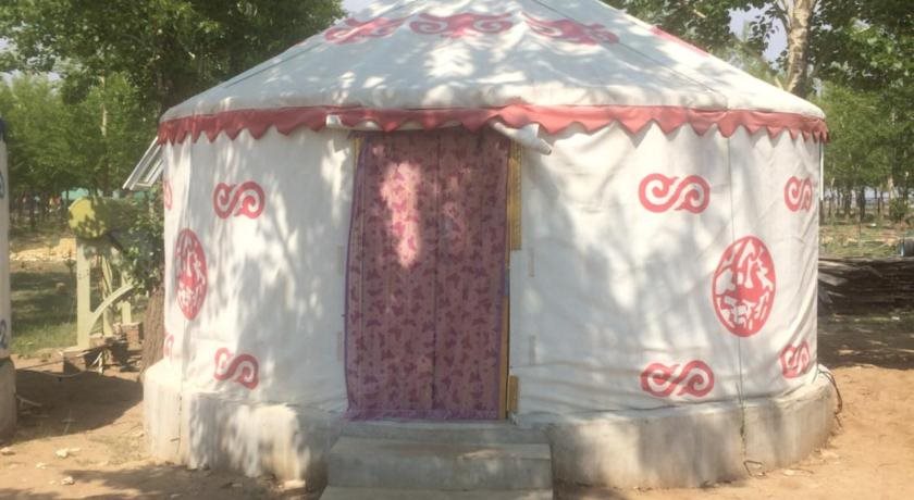 Prairie Juhanxuan farm in Zhangjiakou, People's Republic of China