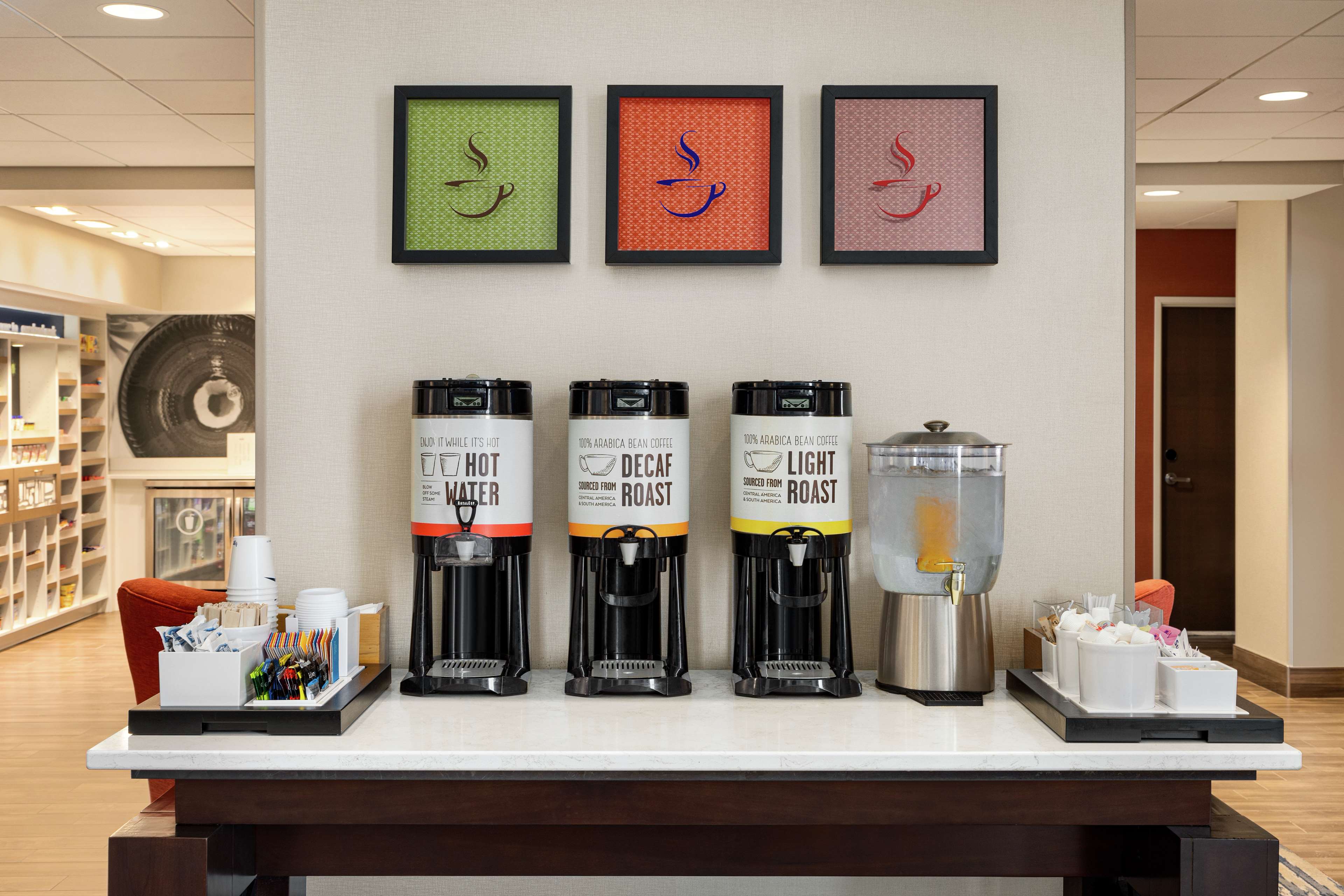 Hampton Inn & Suites Overland Park South - photo 9