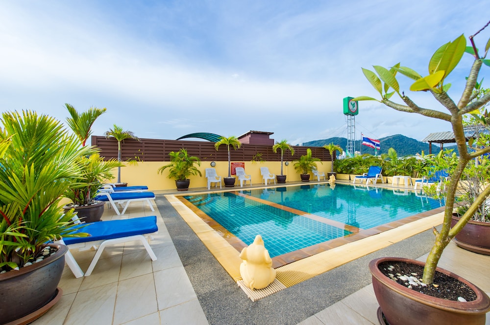 Thai Siam - carbon neutral hotel in Patong
