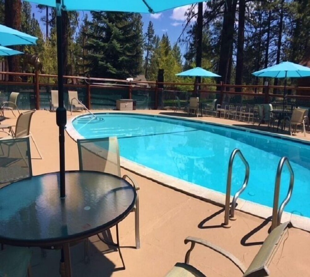 Golden Bear Cottages - photo 90
